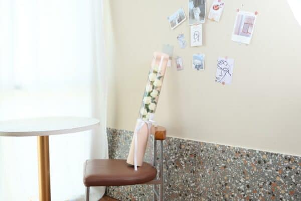 Elizabeth Long Bouquet Box - Image 7
